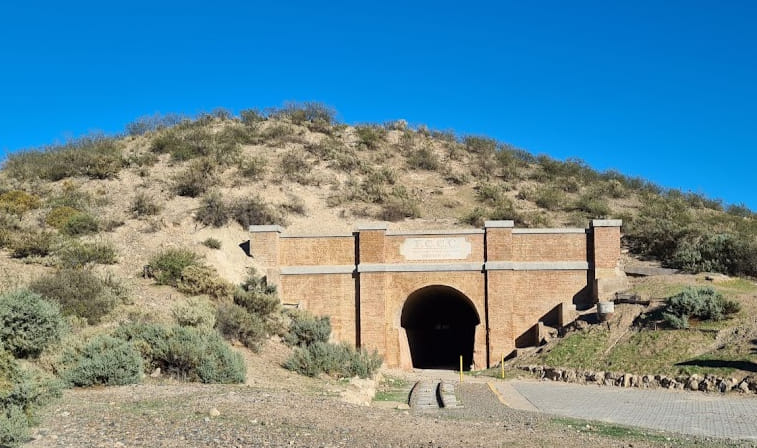 El túnel de Gaiman. Por Mariano Bucich - Carta Abierta